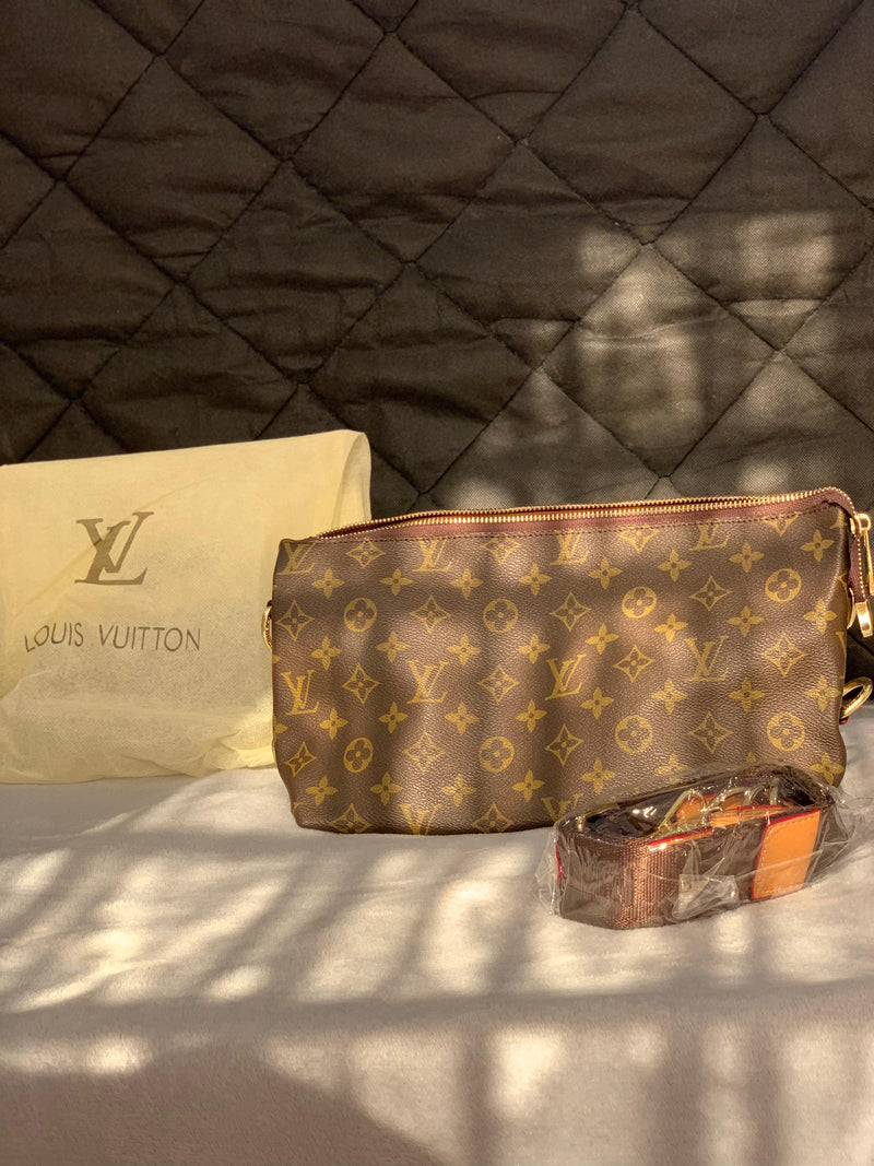 Louis Vuitton Strap Vintage Bag