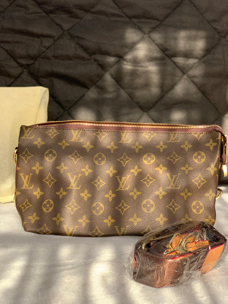 Louis Vuitton Strap Vintage Bag